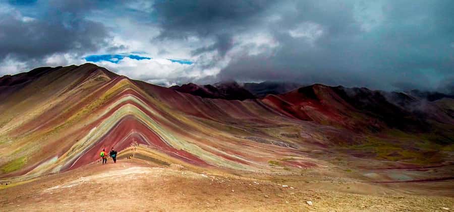From Cusco: Guided Trip to Rainbow Mountain (6:30am option) - The downhill walk and return to Cusipata
