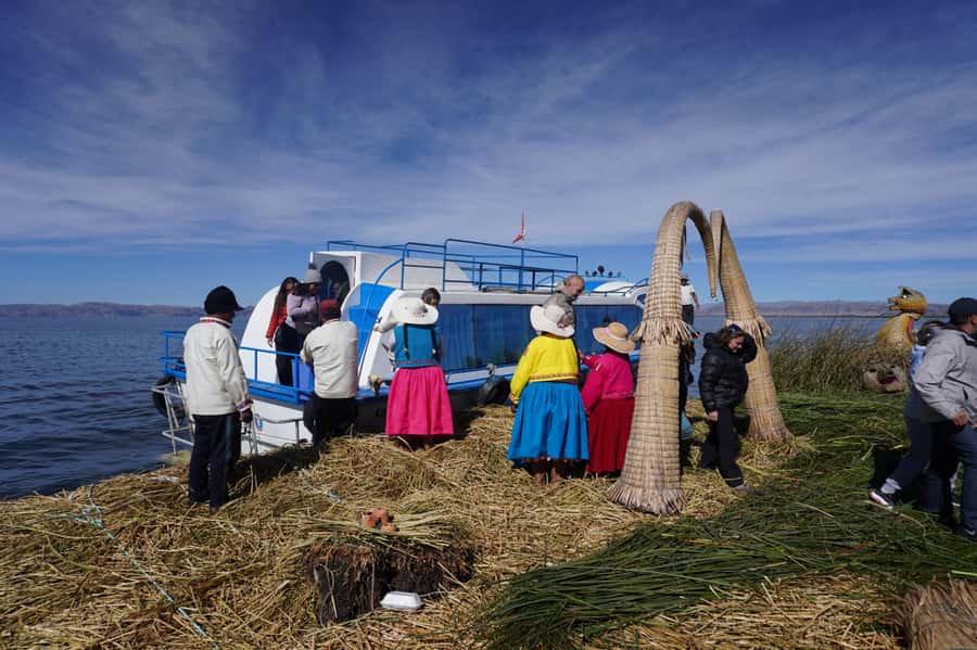 From Cusco: Lake Titicaca, Uros and Amantani by sleeper bus - What the $90 Lake Titicaca trip actually involves