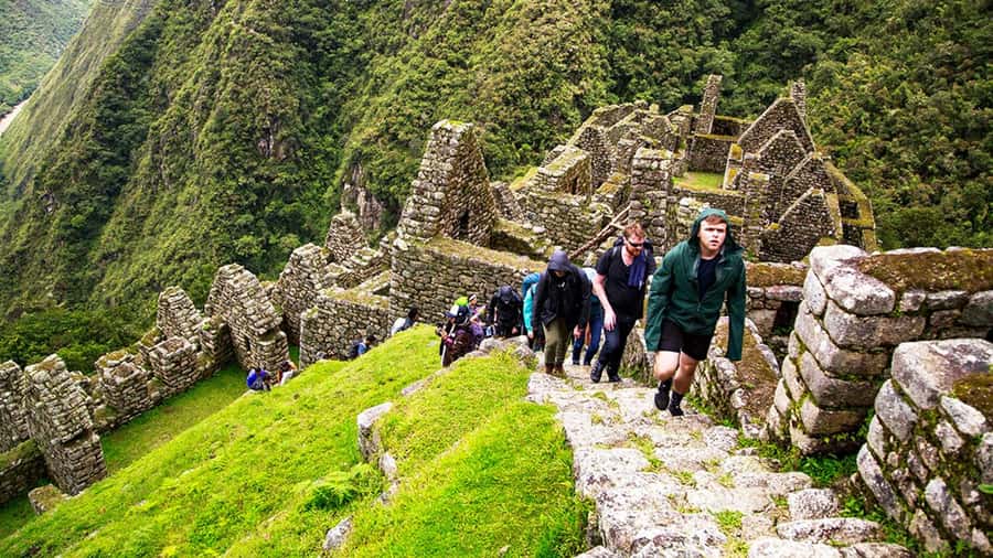 From Cusco: Machu Picchu 2-Day Inca Trail - Aguas Calientes and the overnight stay