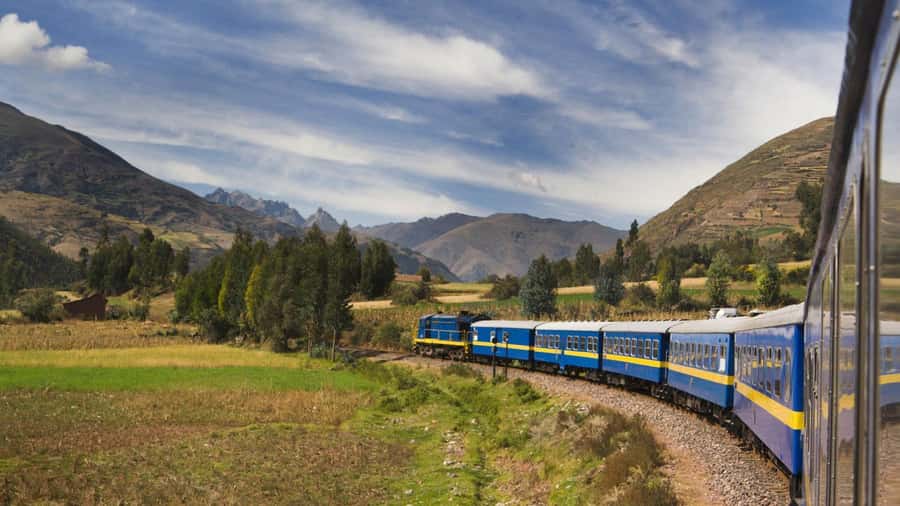 From Cusco: Machu Picchu Full-Day Guided Tour - The Ollantaytambo train ride is part of the attraction