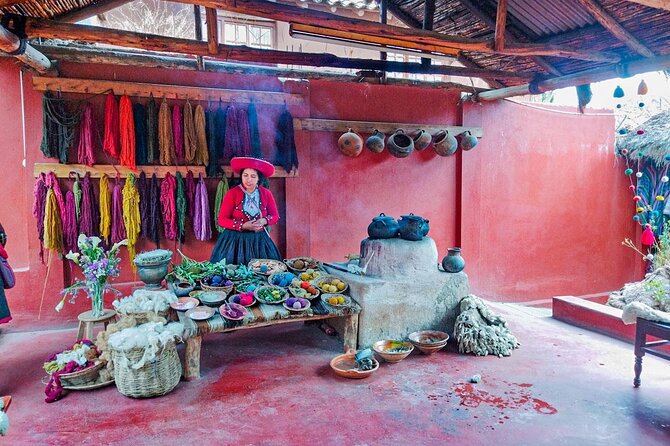 From Cusco: Moray, Maras Salt Mines & Chinchero Weavers Half-Day - Chinchero: Quechua weaving and a very tourist-facing visit