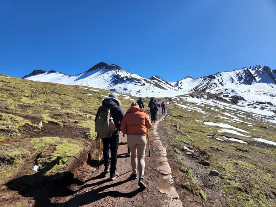 From Cusco: Palcoyo Rainbow Mountain Guided Tour - Andean buffet lunch before the return to Cusco