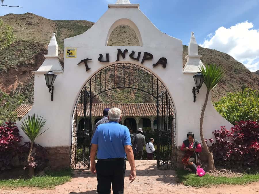 From Cusco: Sacred Valley Group Tour with Buffet Lunch - Buffet lunch in Urubamba