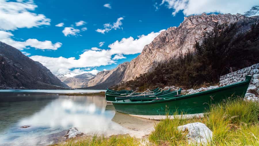 From Huaraz: Lake 69 Trek Day Tour - White Mountain Range - Why Lake 69 is such a prized day hike