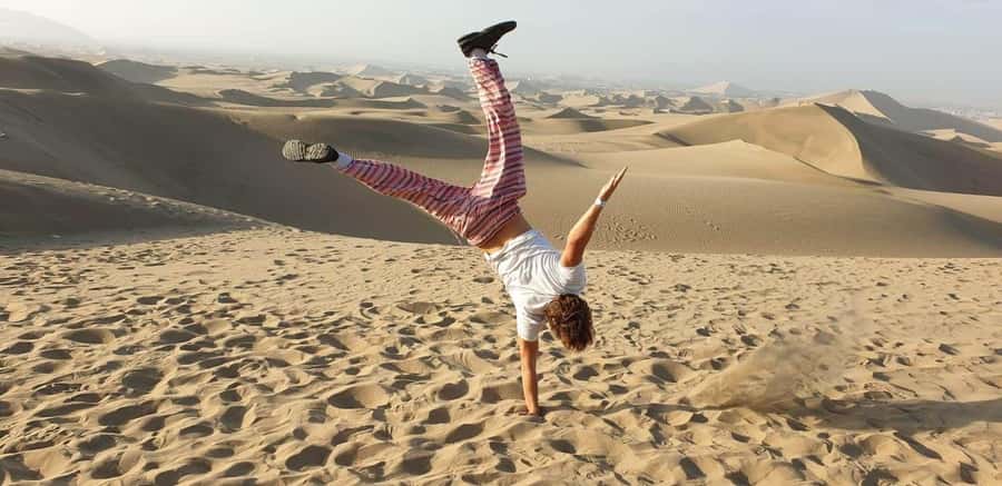 From Lima: Sunset in Huacachina Oasis & vinneyard with lunch - Starting in Lima between 7:30 and 8:00