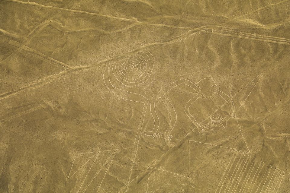 From Nazca: 35-Minute Flight Over Nazca Lines - Boarding a six-seat aircraft