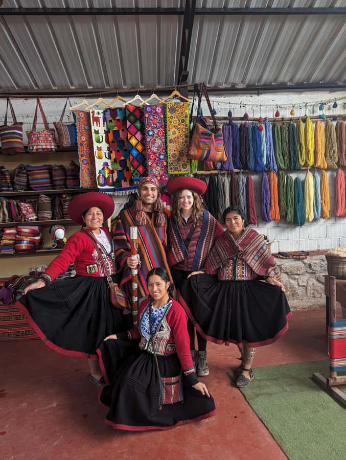 From Ollantaytambo:Moray, Salt Mines, Chinchero end in Cusco - Why this route makes sense from Ollantaytambo
