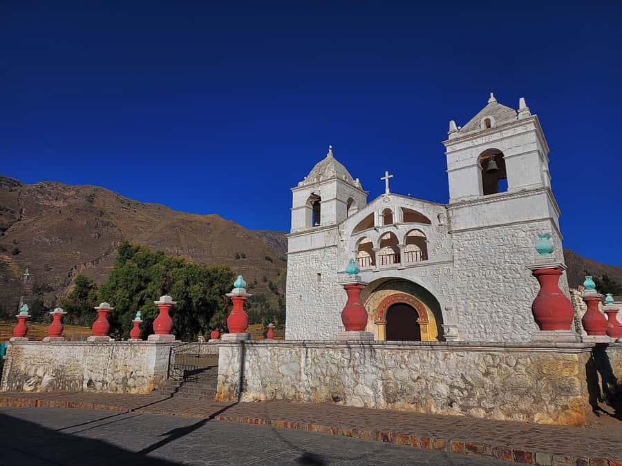 From Puno: 2-Day Tour to Colca Canyon ending in Arequipa - Day one: Lagunillas and the high road to Chivay