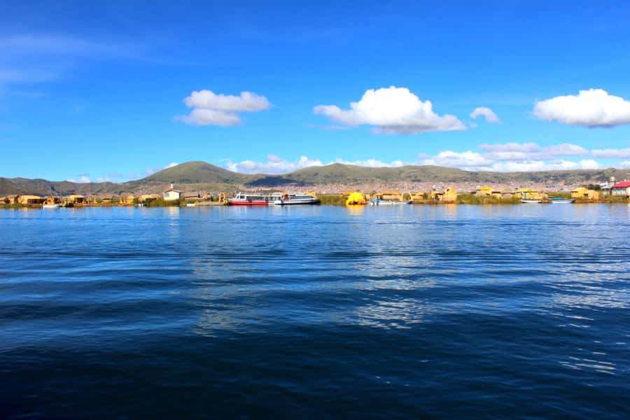 From Puno: Uros floating islands half Day tour - What the $10 price really gives you