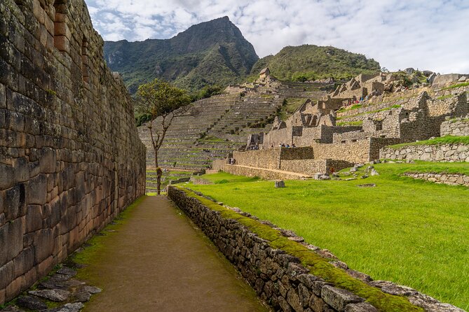 Full Day Guided Tour to Machu Picchu Transportation Included - Key points to know before booking