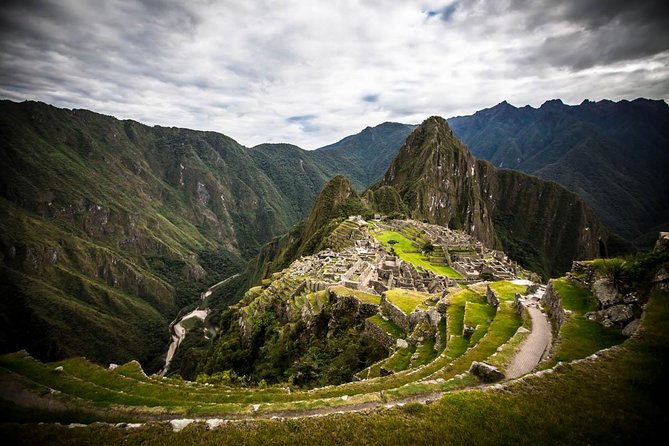 Full-Day Machu Picchu Tour From Cusco - Inside Machu Picchu with a guide