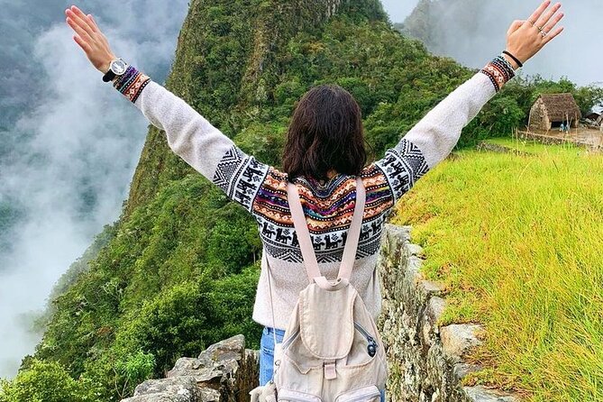 Full Day Private Tour in Machu Picchu - The train from Ollantaytambo to Aguas Calientes