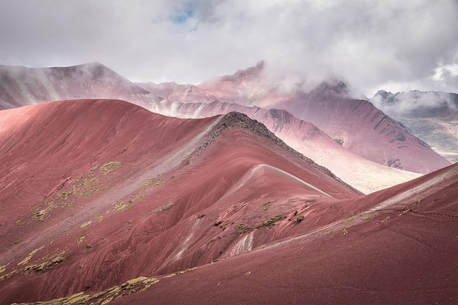 Full-Day Rainbow Mountain & Red Valley Small-Group Trek from Cusco - What the group size means in practice