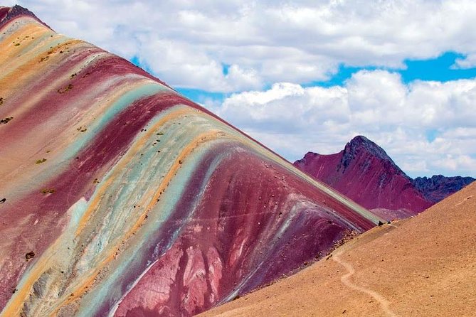 Full Day Rainbow Mountain & Red Valley View Point Tour from Cusco - The 3:30 a.m. start and the road to the mountains