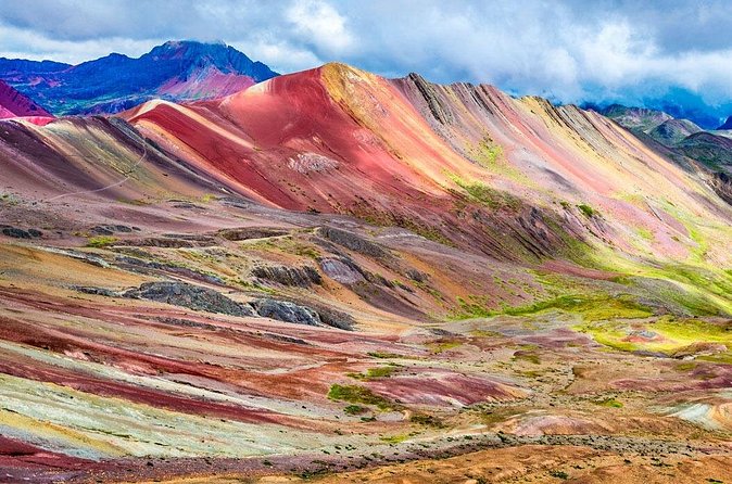 Full Day - Rainbow Mountain tour - Group Service - The view at Rainbow Mountain