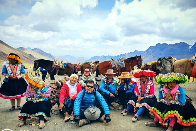 Full Day Rainbow Mountain Tour - Cusipata breakfast and the first Andean views