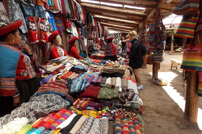 Full Day - Sacred Valley & Ccaccaccollo (Weaving experience) - What to expect at the weaving demonstration