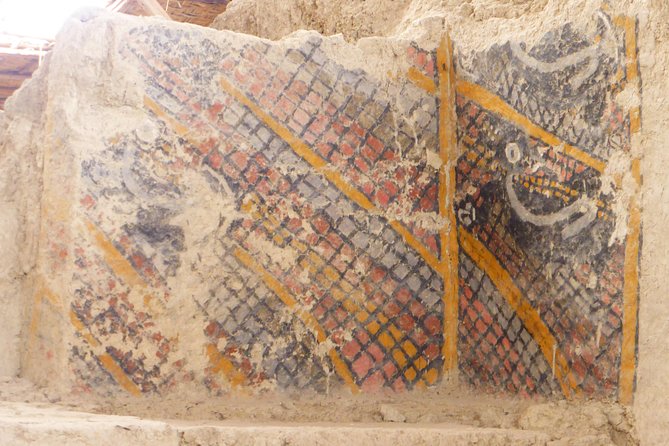 Full day Tombs of Sipán, Ventarrón and Pto. Eten - Monsefú’s colorful craft market
