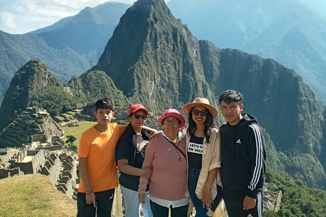 Full Day Tour to Machu Picchu by Panoramic Train - Ollantaytambo and the morning train