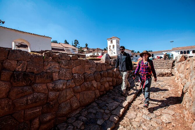Full-Day Tour to Sacred Valley: Ollantaytambo, Chinchero, Yucay Museum and Lunch - Shared transport and the real rhythm of the day