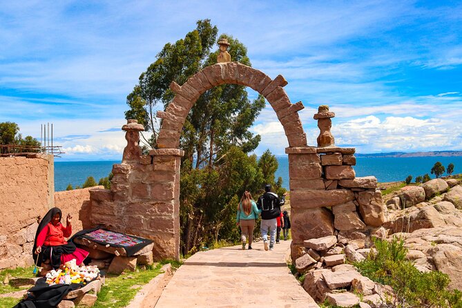 Full Day Tour Uros and Taquile Islands (Speed Boat) - A 7:00 am start from Puno