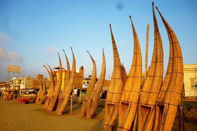 Full Day Trujillo Piramides Sol y Luna , Chan chan y Huanchaco - The guide can make the difference at these sites