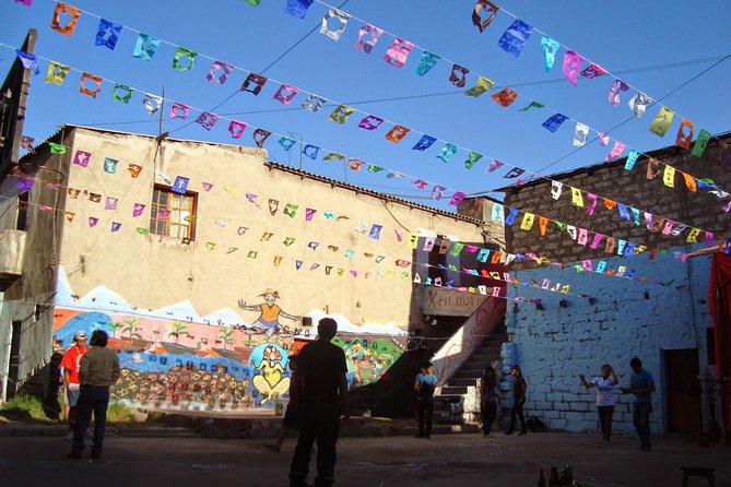 Golden hour, legends of Arequipa and Peruvian Coffee - Tambo el Matadero beside the Chili River