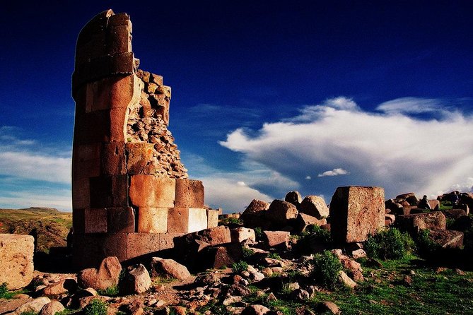 Half Day Tour in Sillustani - Sillustani’s stone towers and ancient burial customs