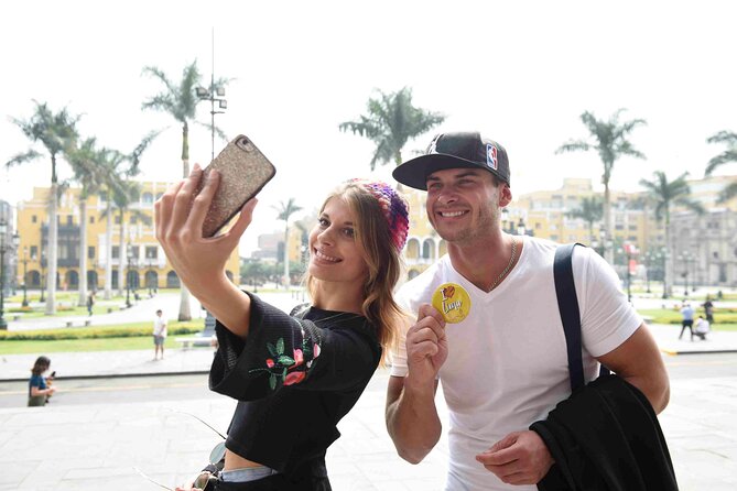 Hop-On Hop-Off Tourist Bus in Lima – Tickets 24h, 48h or 72h - Kennedy Park, cats, art, and easy Miraflores time