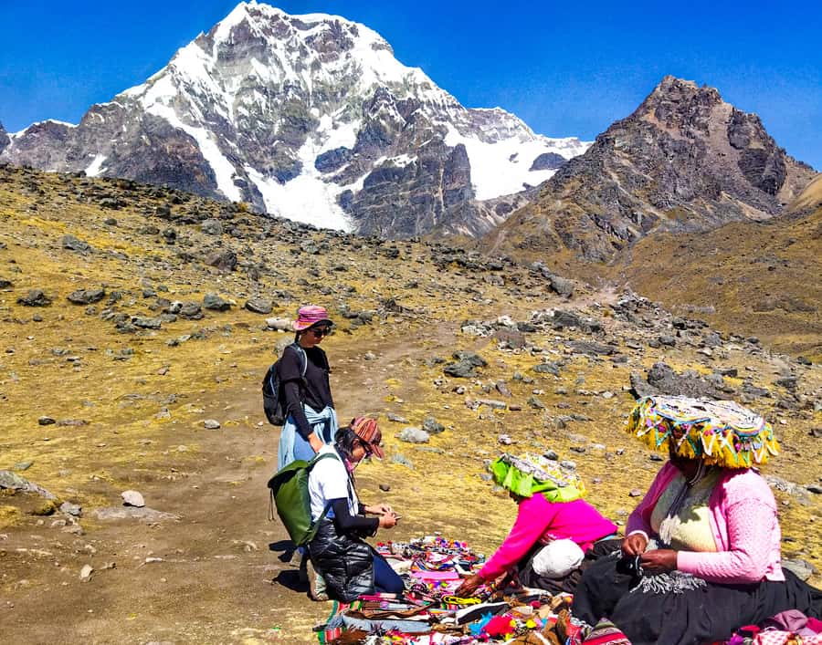 Horseback Riding at 7 lakes Ausangate Private |Optional Hike - Leaving Cusco before dawn