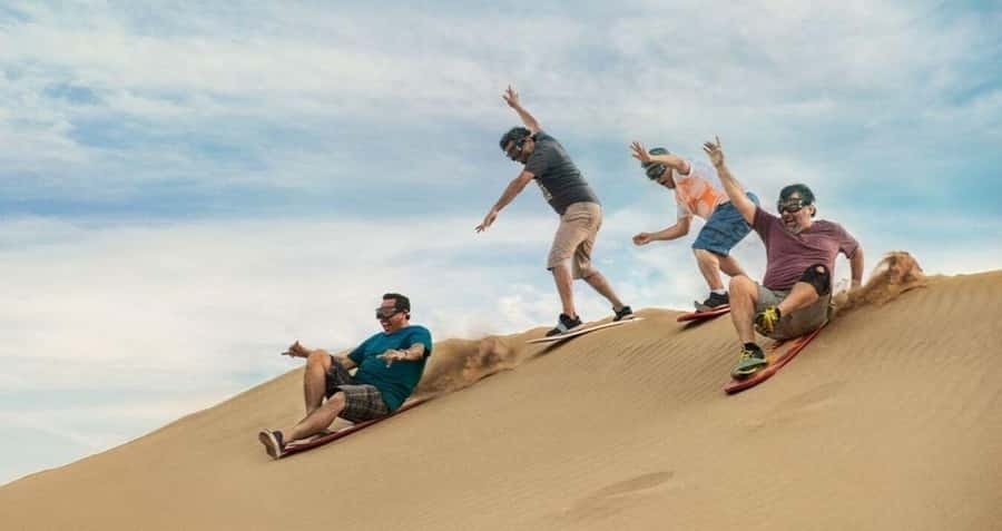 Huacachina: Sandboarding and Dune Buggy Tour + Sunset - How the Group Setup Affects the Experience