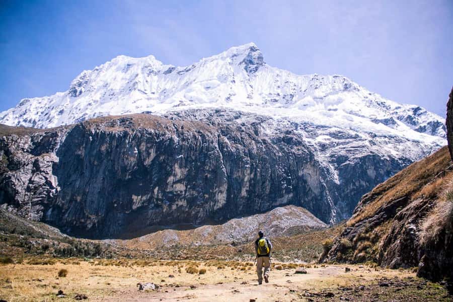 Huaraz: 3-hour Trek to Laguna 69 with Optional Lunch - The final climb and the blue water