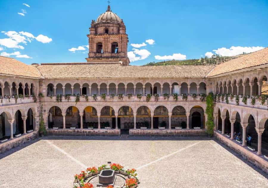 In Cusco: Saqsaywaman, Qenqo, Pukapukara, Tambomachay. - Key points to know before booking