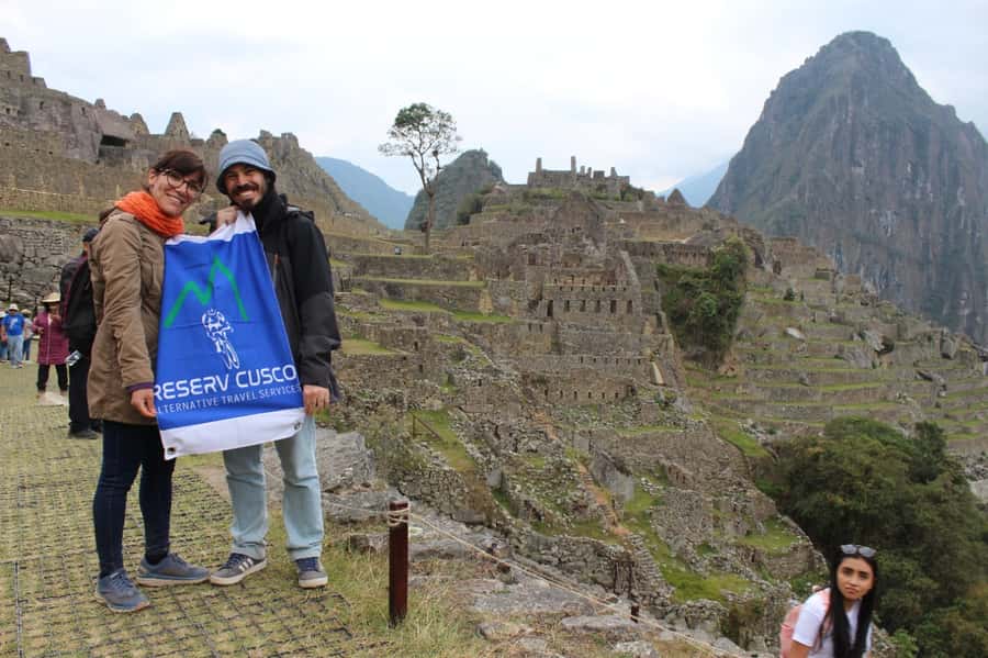 Inca Jungle Trail to Machu Picchu in 4 Days - Day 1: Abra Malaga to Santa Maria by bike