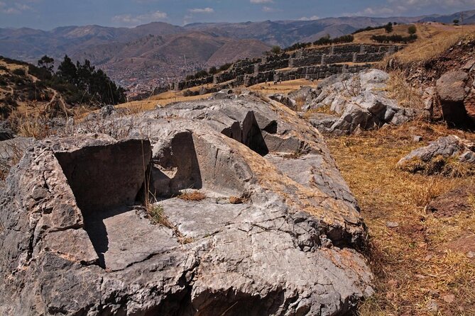 Inca Quarry Trail Trek to Machu Picchu 4-Day - Day 2: The high point at Charkahuaylla