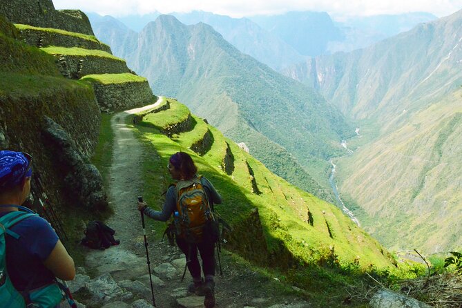 Inca Trail hike 4 days to Machu Picchu with panoramic Train - What the $799 price really covers