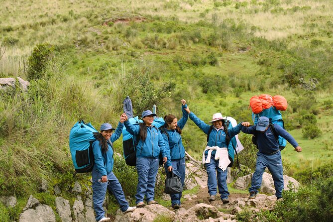 Inca Trail hike 4 days to Machu Picchu with panoramic Train - Day 4: Sun Gate and the first view of Machu Picchu