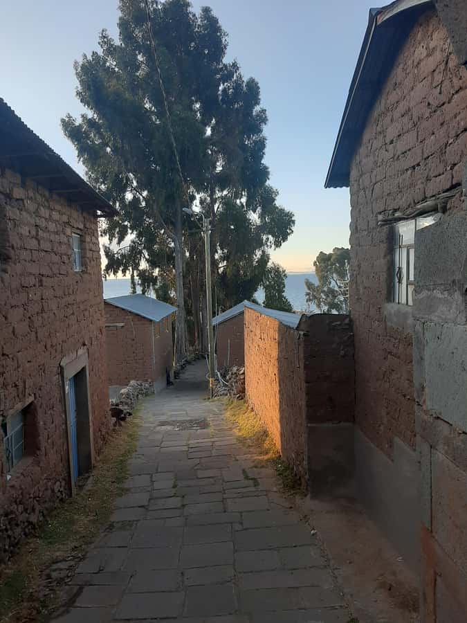 LAKE TITICACA 2-DAY EXCURSION: UROS AMANTANI AND TAQUILE + 3 MEALS - The evening fiesta on Amantani