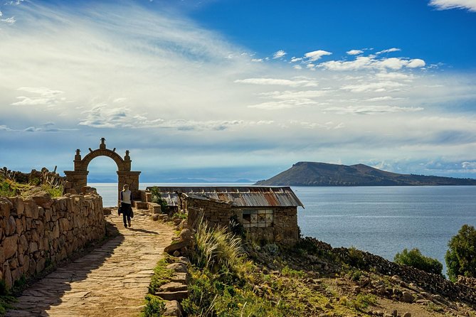 Lake Titicaca (Day Trip) Uros & Taquile Islands - The early start from Puno