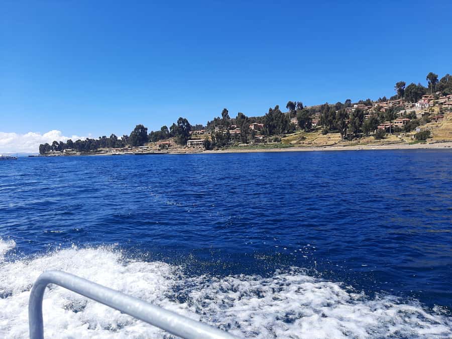 Lake Titicaca, Peru: Guided Tour to the Uros and Amantani Islands with Lunch - Sun, altitude, and what to carry