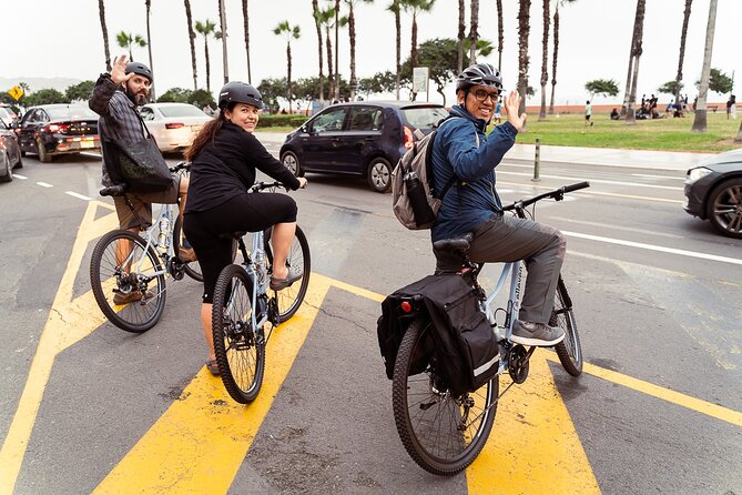 Lima: City biking - Huaca Pucllana: ancient Lima inside modern Miraflores