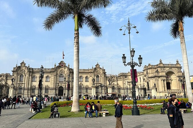 Lima City, Central Market & Catacombs Tour (Pick-up & Drop Off) - The Central Market in 20 minutes