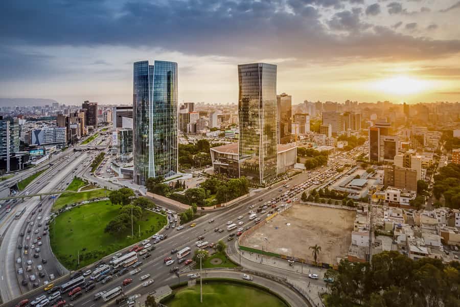 Lima: City Highlights Small Group Tour - Starting from Miraflores and crossing Lima