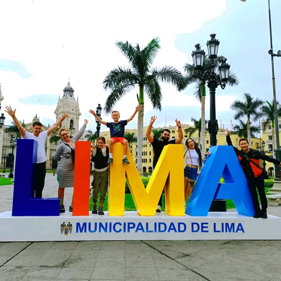 Lima: City Highlights Walking Tour & Catacombs - Starting at Plaza San Martín