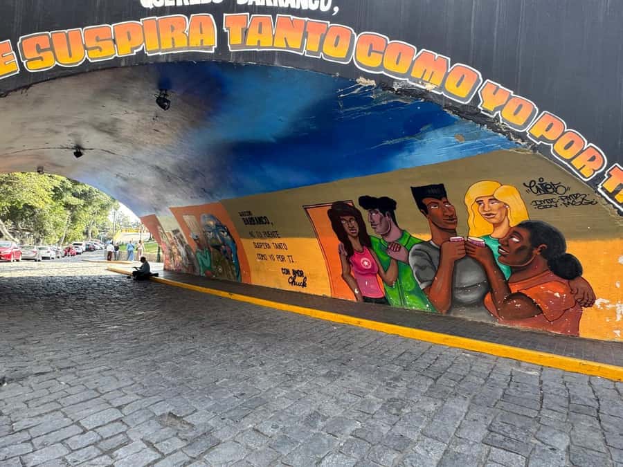 Lima Full-Day Main Attractions Tour - Guides, drivers, and the value of personal attention