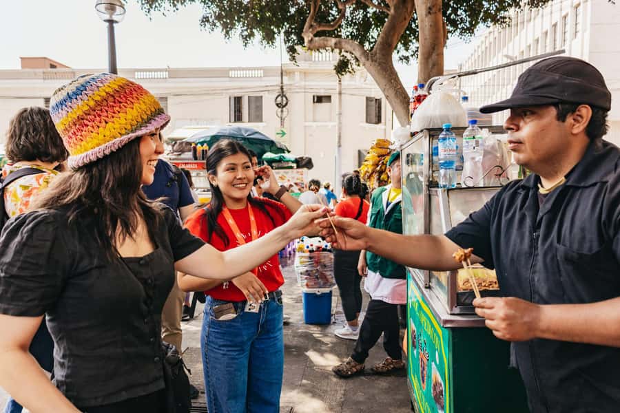 Lima: Historic Center Street Food, Market, and Eateries Tour - Mercado Central: produce, spices, and ordinary shopping