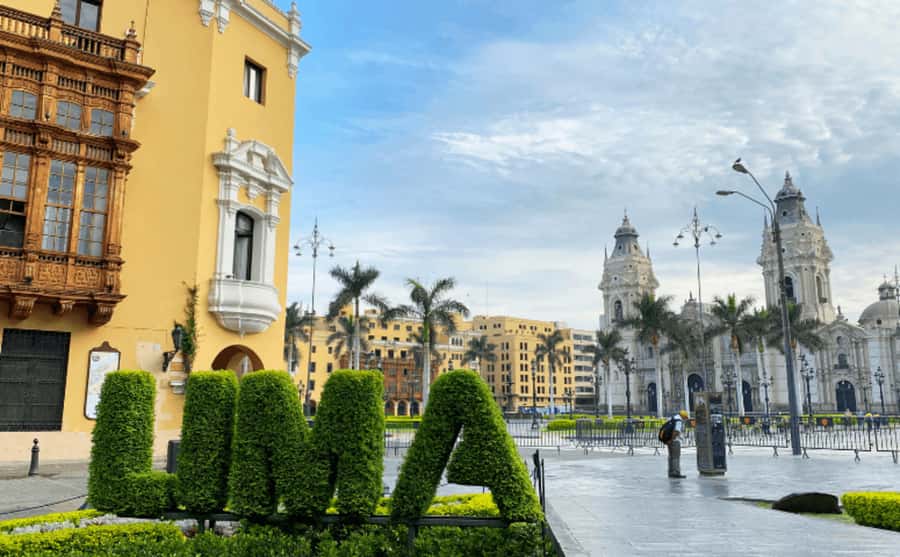 Lima: Historical Center Guided Walking Tour for free - Key points at a glance