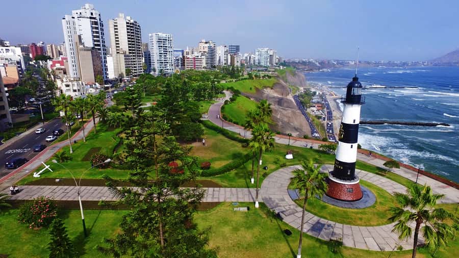 Lima: Historical, Colonial, and Modern City Tour - Pucllana: an ancient ceremonial center viewed from the city