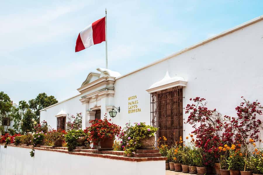 Lima: Larco Museum Entry Ticket - Why the Larco Museum works so well in Lima