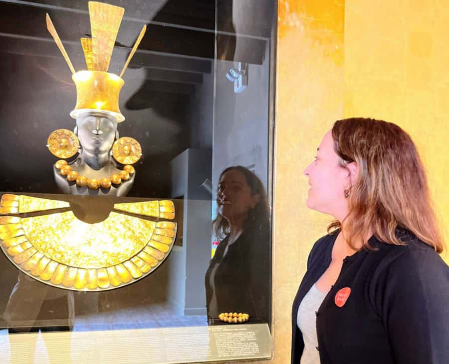 Lima: Larco Museum Entry Ticket & Guided Tour with Pickup - Starting with pickup in Miraflores, Barranco, or San Isidro